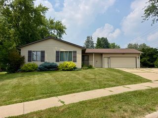 1310 Ashley Drive, Iowa City, IA 52246