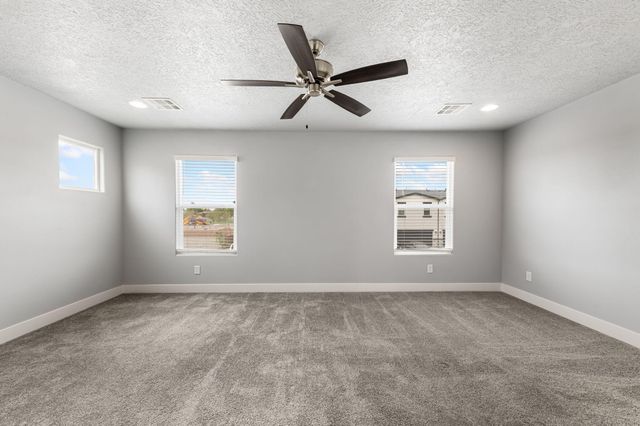 3617 Queen Court NE, Rio Rancho, NM 87144