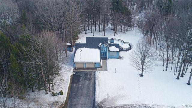 6311 Hidden Meadow Dr, Marcy, NY 13403
