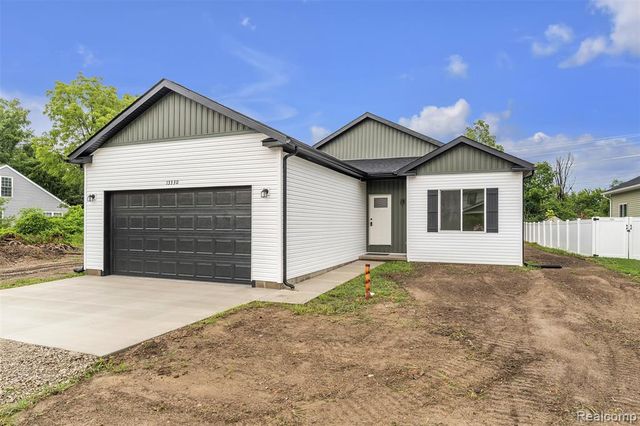 13330 Strong Boulevard, South Rockwood, MI 48179