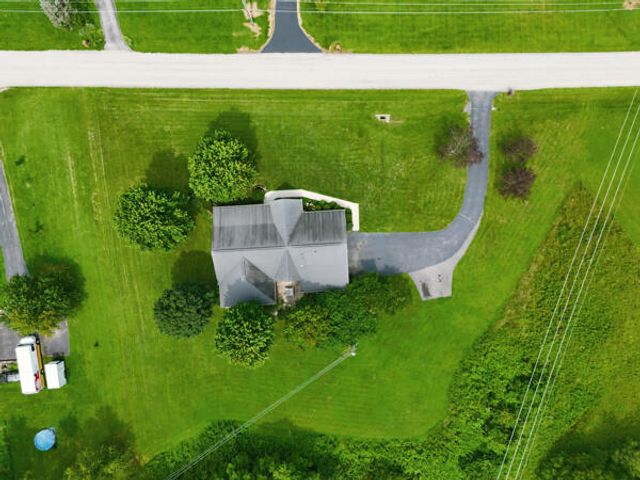 101 Whispering Hills Drive, Berea, KY 40403