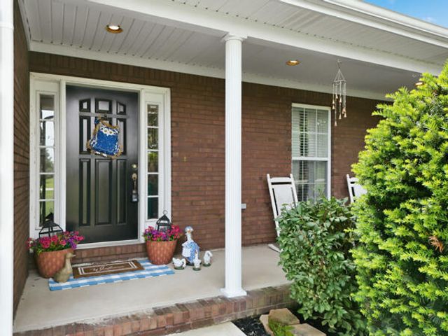 101 Whispering Hills Drive, Berea, KY 40403