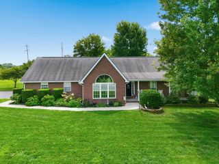 101 Whispering Hills Drive, Berea, KY 40403