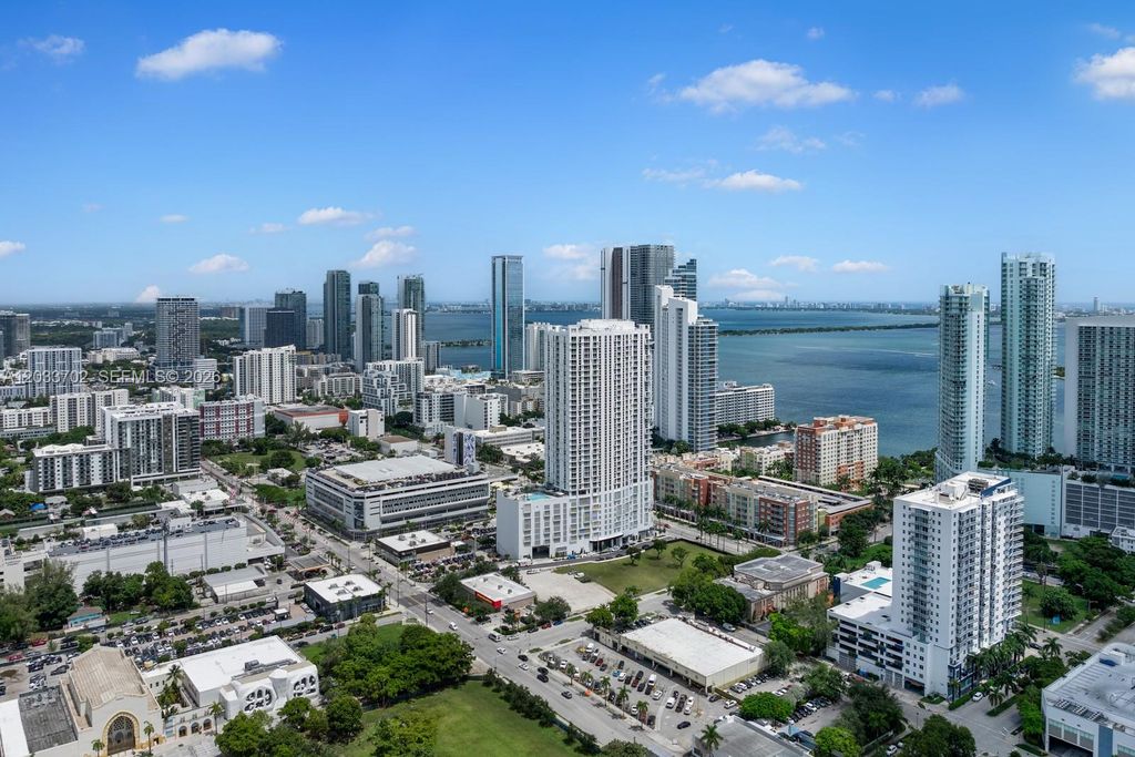 2000 Biscayne Boulevard 1707, Miami, FL 33137