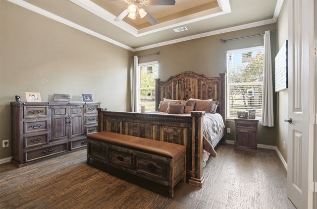 176 Horizon Circle, Azle, TX 76020