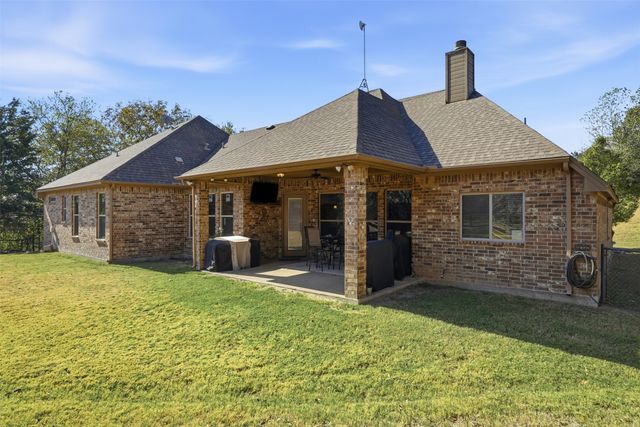 176 Horizon Circle, Azle, TX 76020