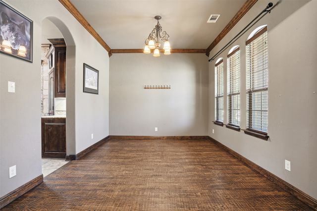 176 Horizon Circle, Azle, TX 76020