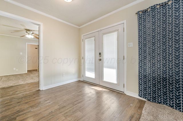 1704 Holly Lane, Pampa, TX 79065