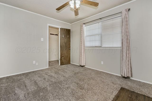 1704 Holly Lane, Pampa, TX 79065