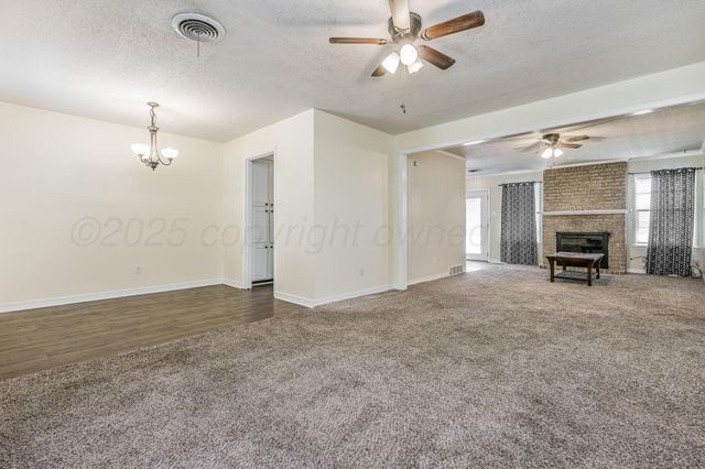 1704 Holly Lane, Pampa, TX 79065