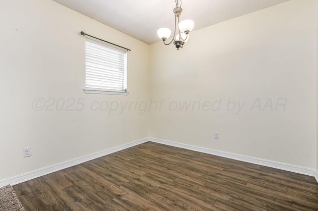 1704 Holly Lane, Pampa, TX 79065