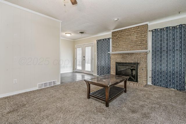 1704 Holly Lane, Pampa, TX 79065