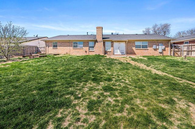 1704 Holly Lane, Pampa, TX 79065