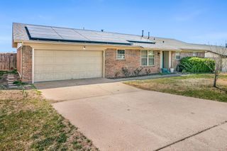 1704 Holly Lane, Pampa, TX 79065
