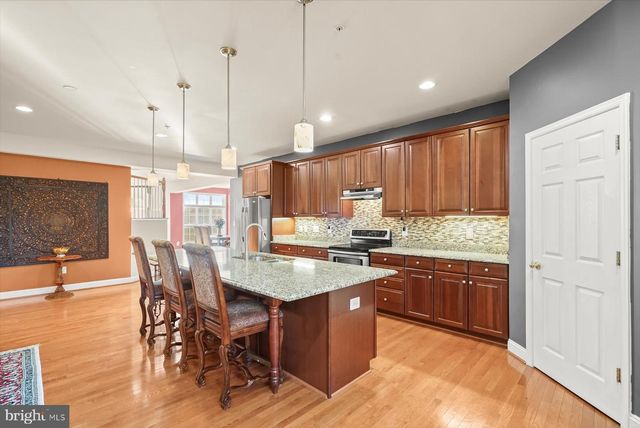 202 BONHILL DR, Fort Washington, MD 20744