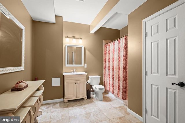202 BONHILL DR, Fort Washington, MD 20744