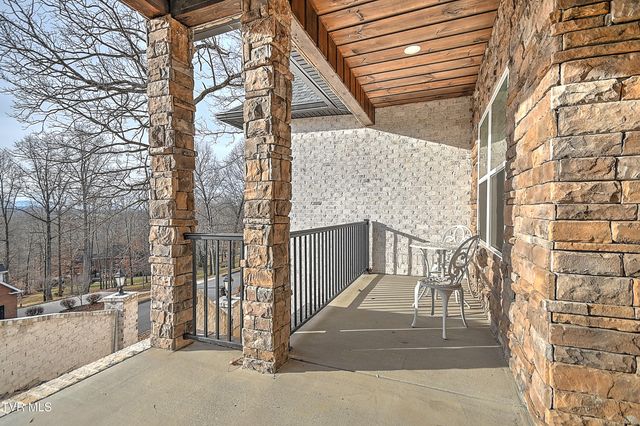 127 Allison Timbers Road, Piney Flats, TN 37686