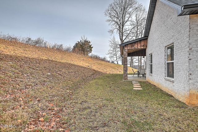 127 Allison Timbers Road, Piney Flats, TN 37686