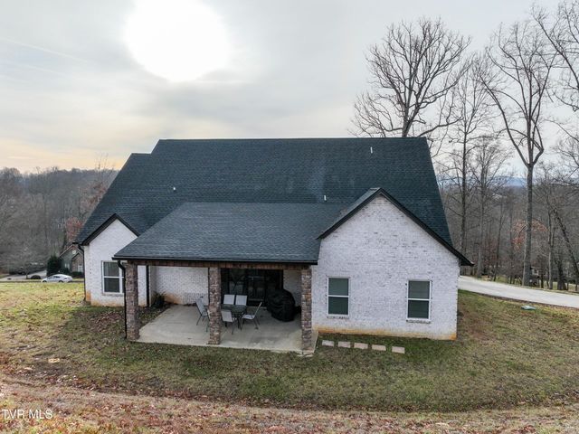 127 Allison Timbers Road, Piney Flats, TN 37686