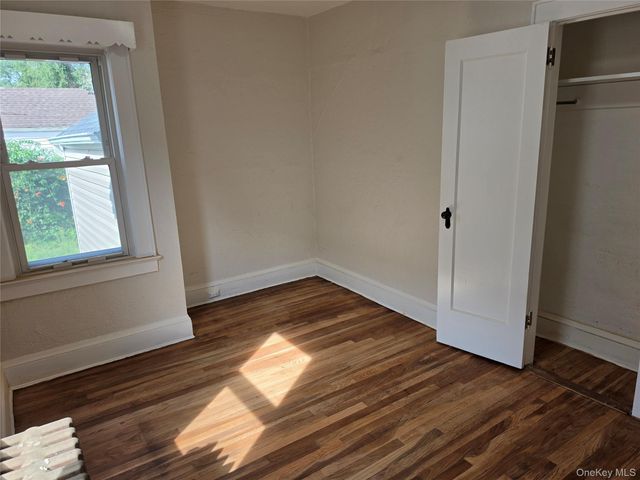 987 Wallace Avenue, Baldwin, NY 11510