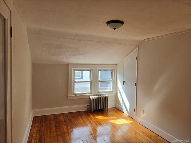 987 Wallace Avenue, Baldwin, NY 11510