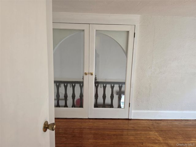 987 Wallace Avenue, Baldwin, NY 11510