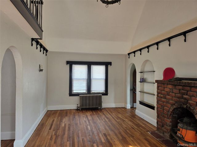 987 Wallace Avenue, Baldwin, NY 11510