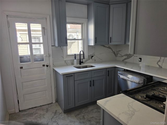 987 Wallace Avenue, Baldwin, NY 11510