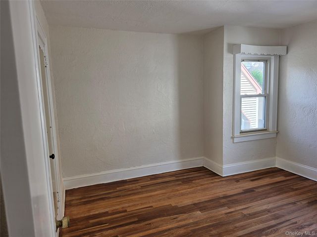 987 Wallace Avenue, Baldwin, NY 11510