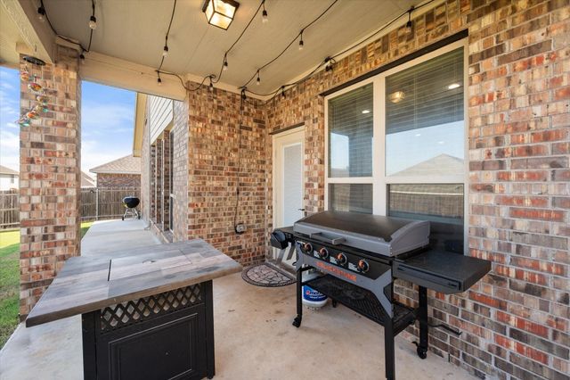 4208 Sweet Clover Lane, Fort Worth, TX 76036