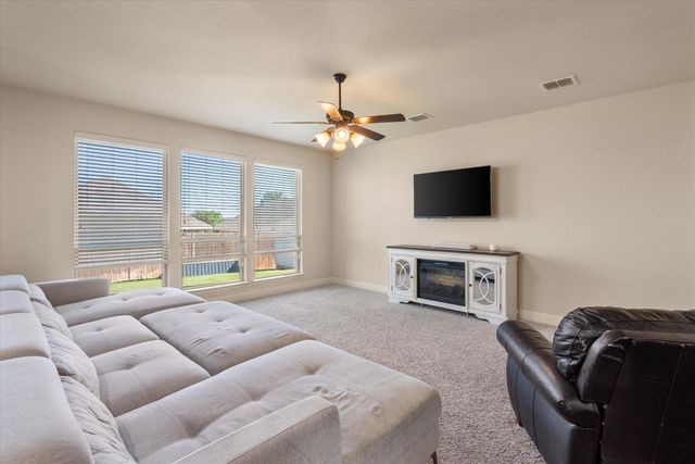 4208 Sweet Clover Lane, Fort Worth, TX 76036