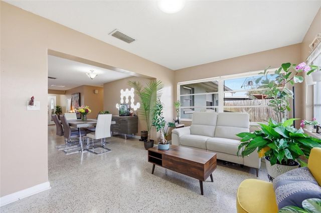 5525 CHENAULT AVENUE, Edgewood, FL 32839