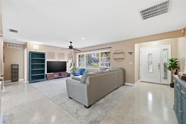 5525 CHENAULT AVENUE, Edgewood, FL 32839