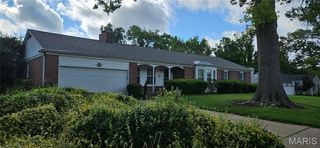 417 Elm Avenue, Glendale, MO 63122