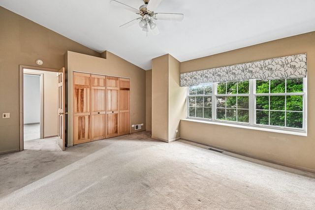 620 N CHARTER HALL Drive, Palatine, IL 60067