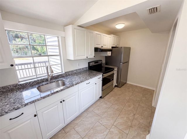111 S OLEANDER AVENUE, Sanford, FL 32771