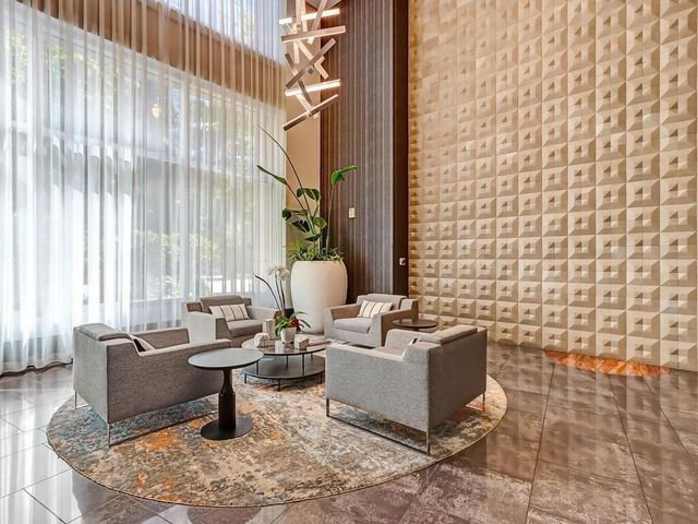 1080 Peachtree NE Street 2007, Atlanta, GA 30309