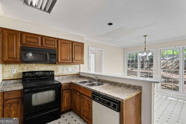 3620 Erdly Lane, Snellville, GA 30039