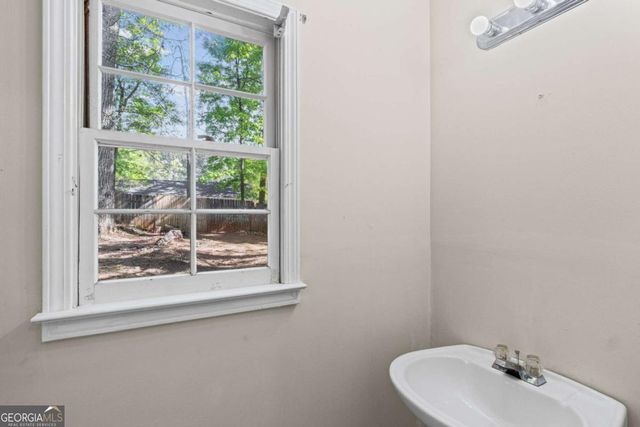 3620 Erdly Lane, Snellville, GA 30039