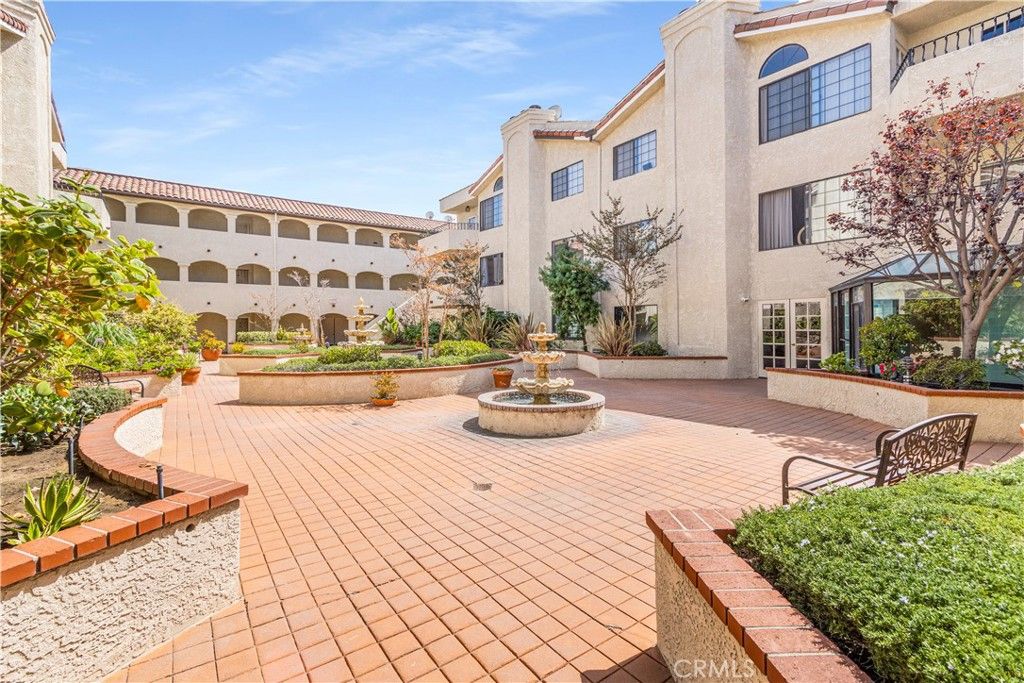 27980 S Western 319, San Pedro, CA 90732 — photo 4