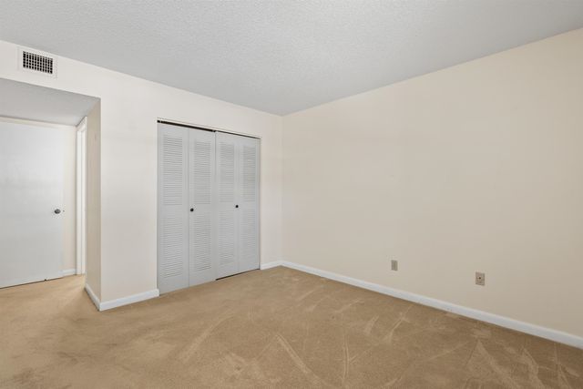 54 Veronese Ct, St Augustine, FL 32086