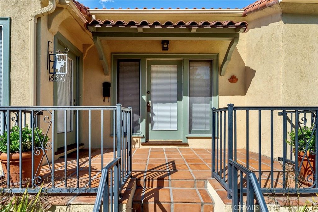667 W Grandview, Sierra Madre, CA 91024 — photo 2