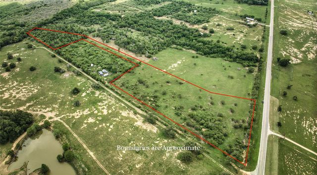 9296 Fm 713, Dale, TX 78616