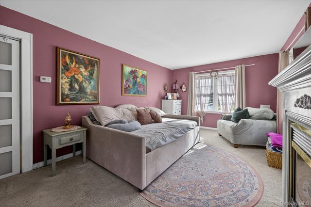 29 Van Burenville Road, Middletown, NY 10940