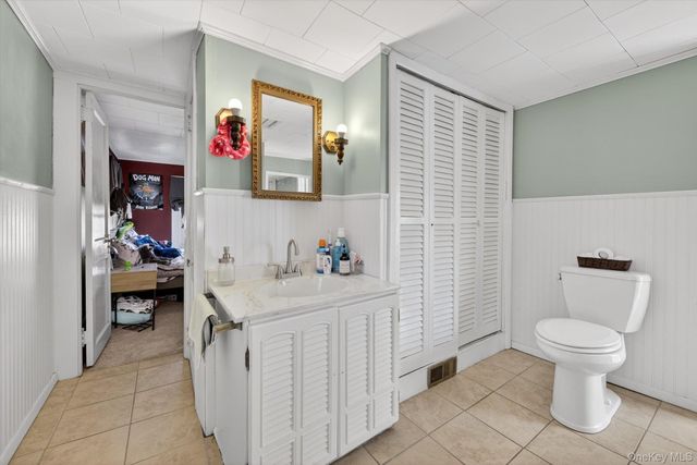 29 Van Burenville Road, Middletown, NY 10940