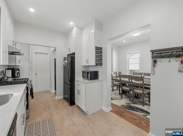 510 9th Street, Carlstadt, NJ 07072