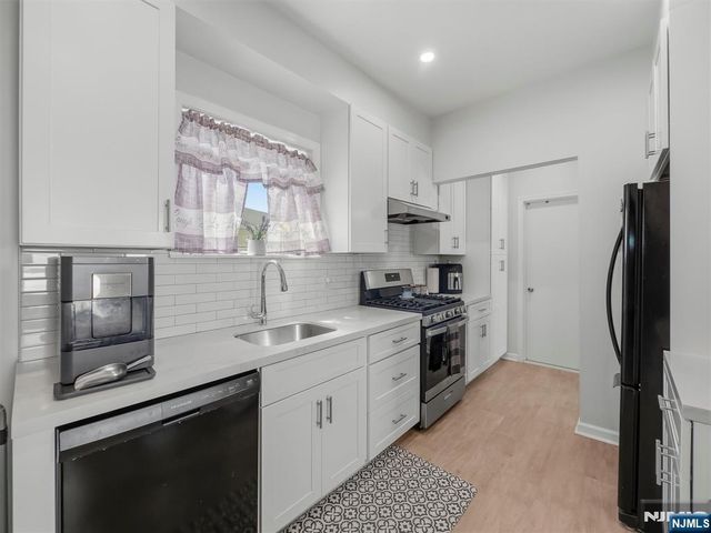 510 9th Street, Carlstadt, NJ 07072