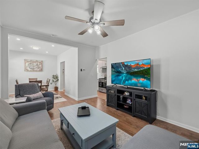 510 9th Street, Carlstadt, NJ 07072