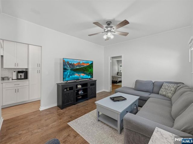 510 9th Street, Carlstadt, NJ 07072