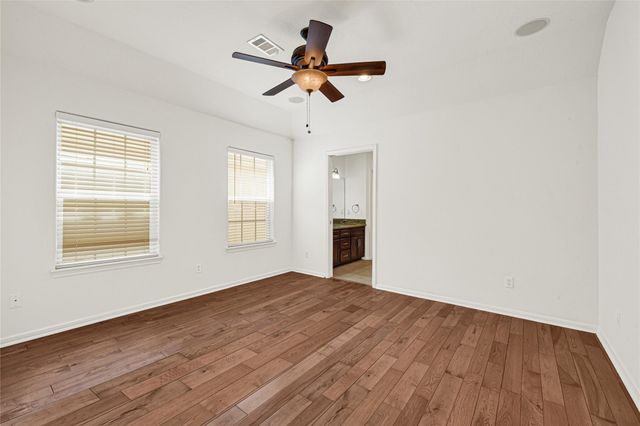 2767 Broadway Street, Dickinson, TX 77539